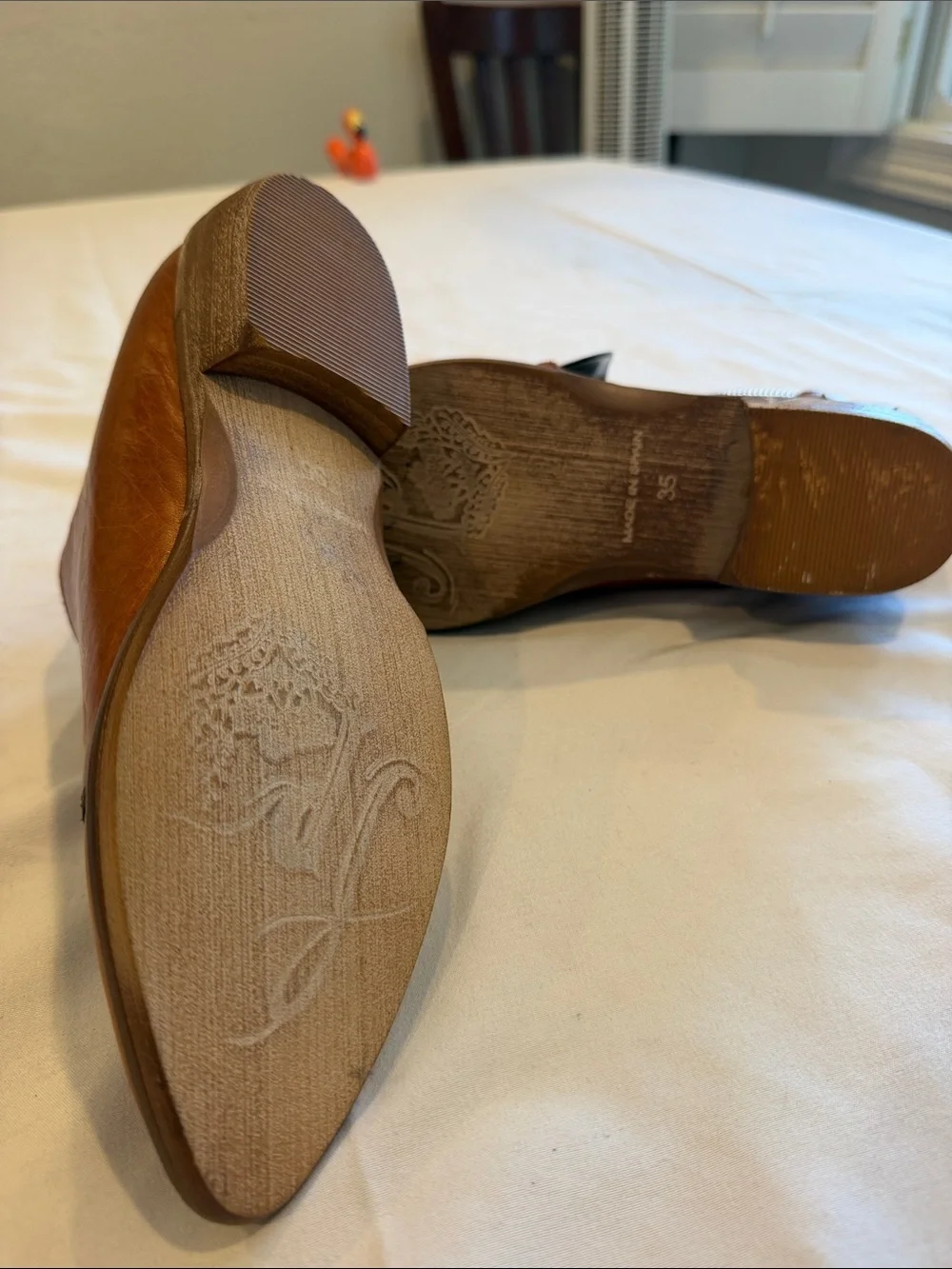 New Free People Women's Royale Flat Pointed Toe Shoes Whiskey Size 35 US 4-4.5